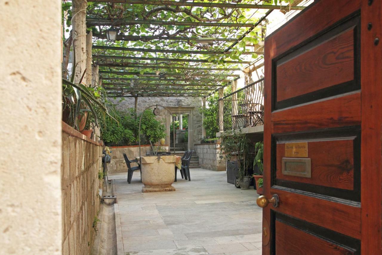 Old Town Garden Apartments Dubrovnik Bagian luar foto